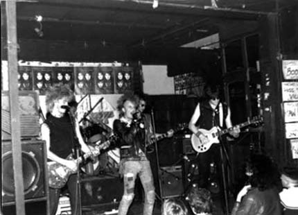 Curse - The Bridgehouse (London) - July 24, 1982